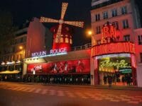 Parigi: il Moulin Rouge