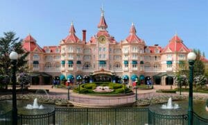 Disneyland hotel