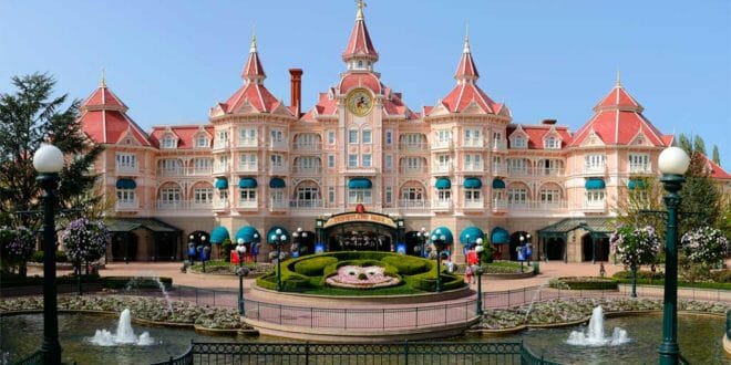 Disneyland hotel